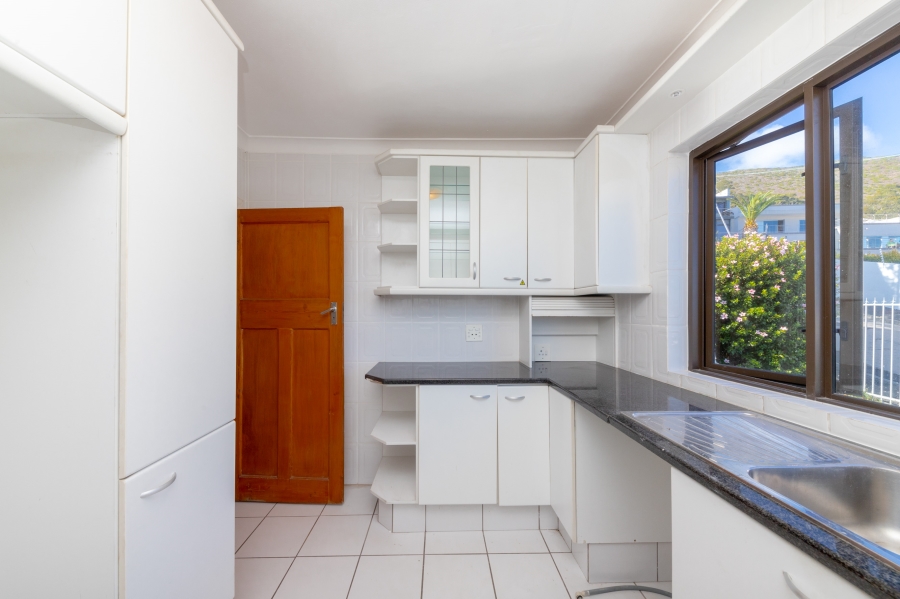 To Let 2 Bedroom Property for Rent in Sea Point Western Cape